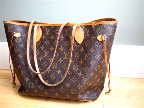 most popular Louis Vuitton purses